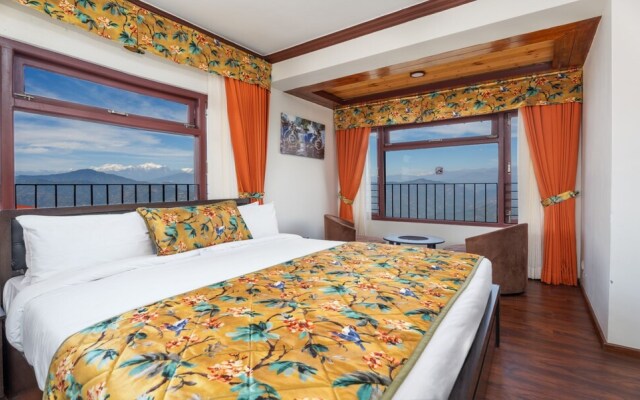 Summit Sherpa Mountain Inn