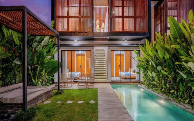Red Sunset Villa by Betterplace