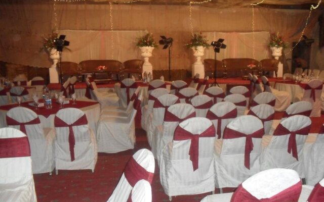 Hotel Crown Plaza