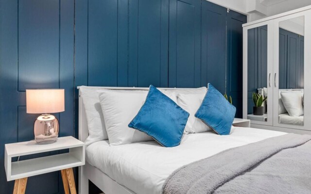 Serviced Flat Near Hyde Park Marble Arch W2 London