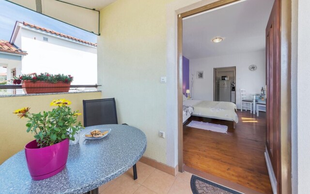 Awesome Apartment in Fazana With Wifi