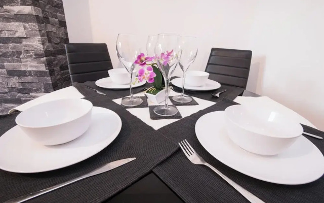 Michaelmas 2-bedroom Apartment in Coventry