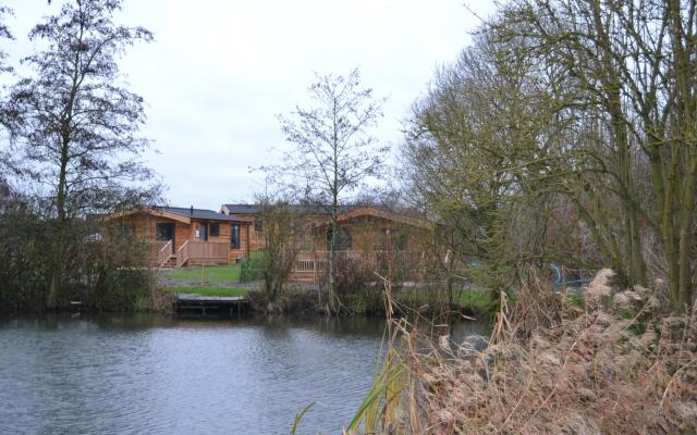 The Chiltern Lodges at Upper Farm Henton