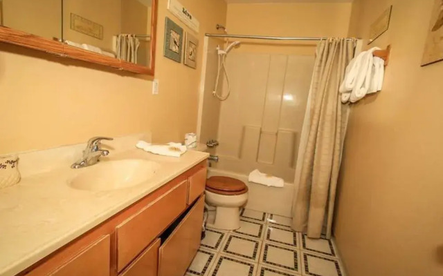 Family Fun Inn #1256