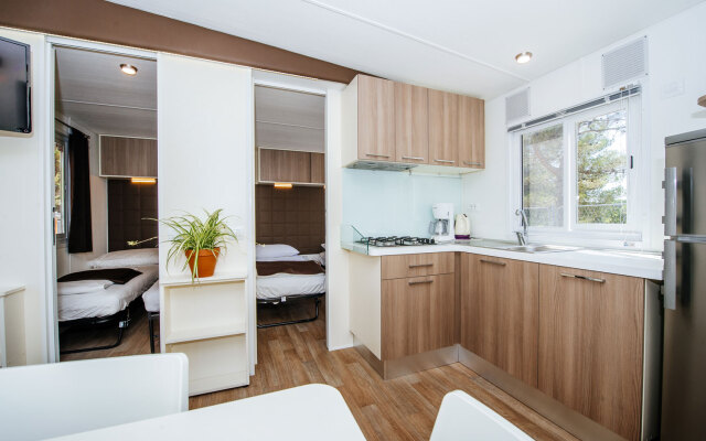 Zaton Holiday Resort Mobile Homes