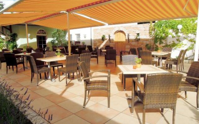 Hostellerie Bacher GmbH