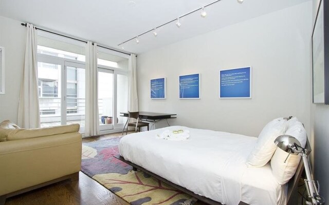 Artsy 3Br In River West By Sonder