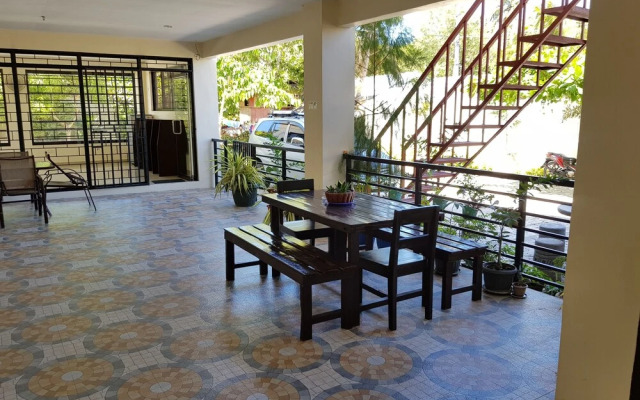 Spacious Private apartment at Laorenza Residences