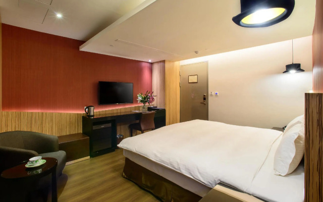Stay Hotel - Taichung Yizhong