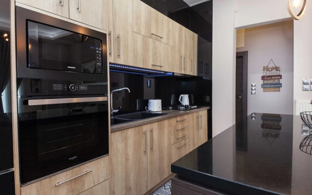 Kallithea Comfort 3 Bd Family Apt