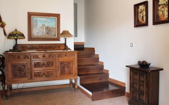 Burgos 102022 5 Bedroom Holiday home By Mo Rentals