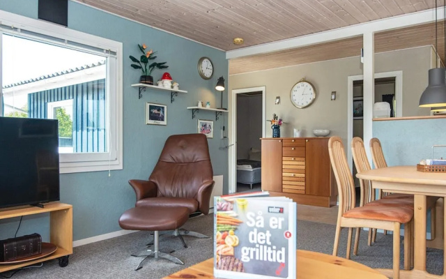 6 Person Holiday Home in Hemmet