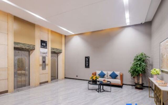 Meihao EZZI Hotel (Guangzhou North Station Huadu Square)