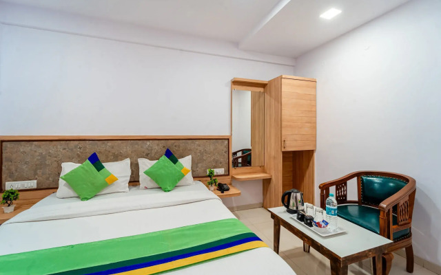 OYO 23365 Hotel Bright Plaza
