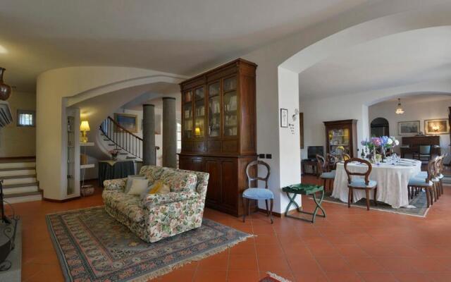 VILLA ALIDA 12, Emma Villas