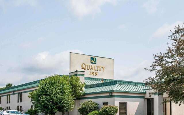 Quality Inn Rochester South