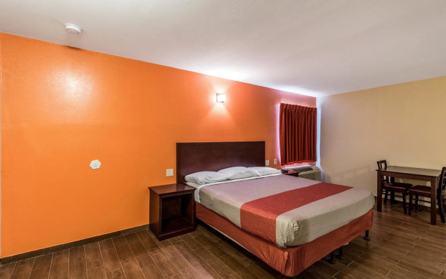 Motel 6 Blythe, CA - South