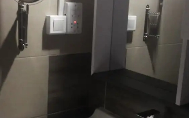 Pent House Inn Namugongo