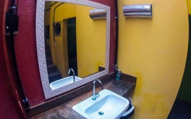 Samba Green Hostel