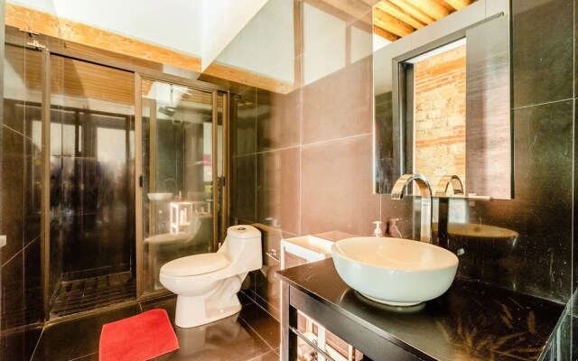 Del Lago Lofts