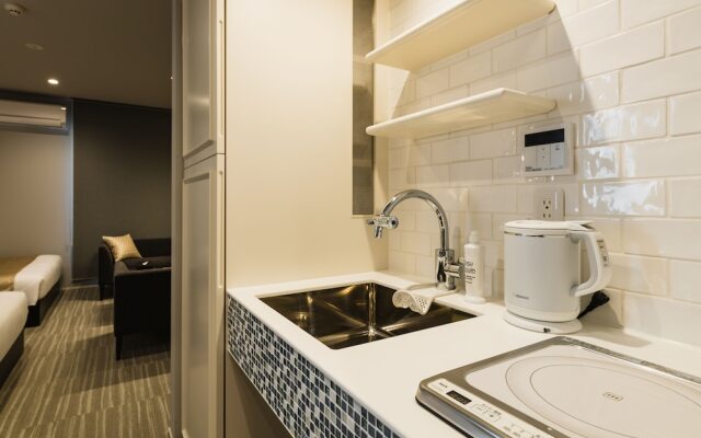 Grand Base Yakuin Odori