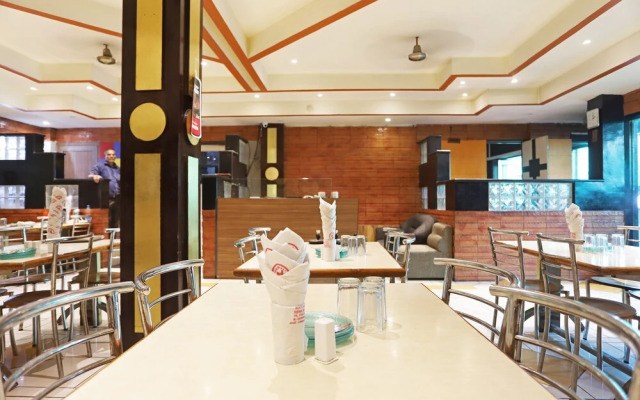 OYO 46604 Hotel Star