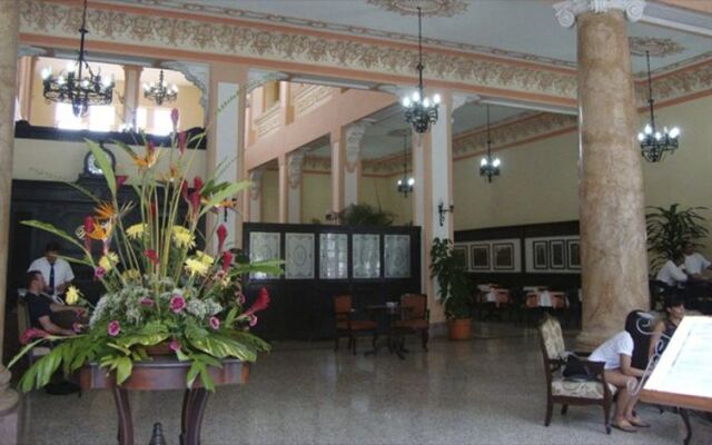 Hotel E Velasco