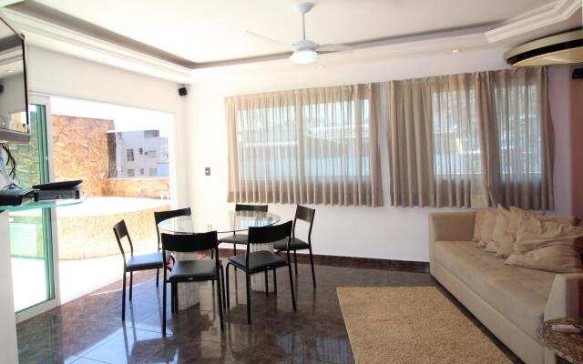 Pineapples F1137 Copacabana Elegant Penthouse