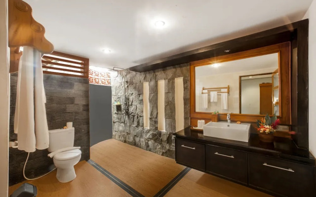 Bali Taman Lovina Resort & Spa Suites