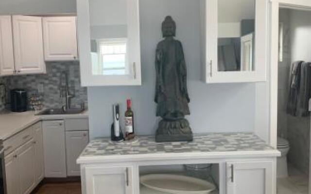 Dungeness Barn House Bed & Breakfast