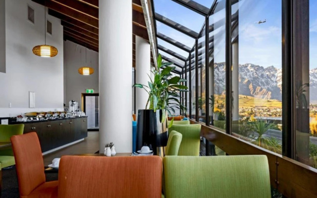 Copthorne Hotel & Apartments Queenstown Lakeview