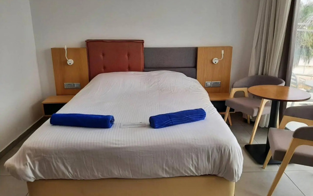 Protaras Plaza Hotel