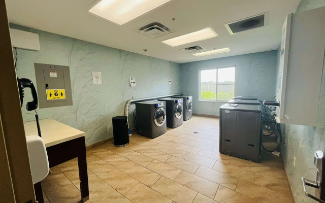 Suburban Studios Donaldsonville - Gonzales