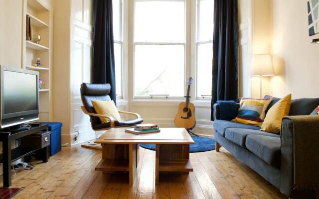 Beautiful 3 Bedroom Edinburgh Home