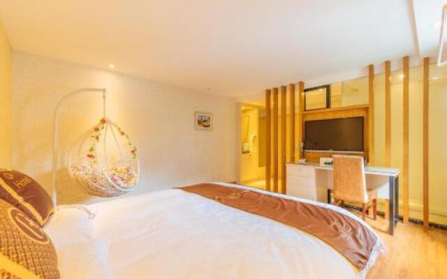 Yujian 365 Fashion Hotel