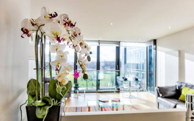 Luxury Quartermile Apart
