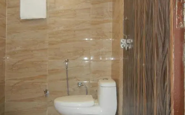 Prakash Farm BY OYO Rooms