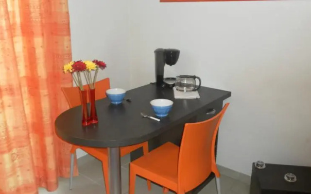 Park & Suites Confort Saint Priest en Jarez