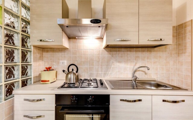 Modern 2 bed Flat in San Giovanni