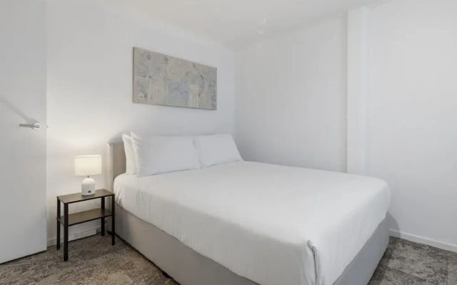 Coastal Escape With Courtyard and Parking