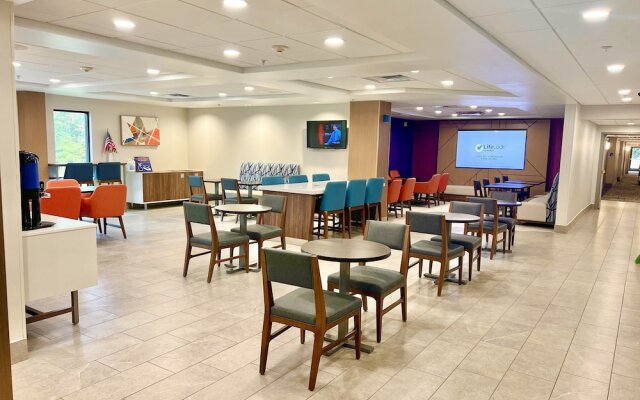 Holiday Inn Express Madison
