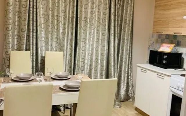 Апартаменты Ключ-Комфорт  на ул. Аблукова, д. 16