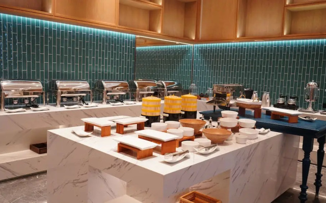 Elong Hotel Jakarta PIK