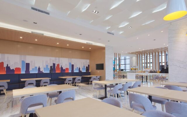 Holiday Inn Express Qingdao West Coast by IHG