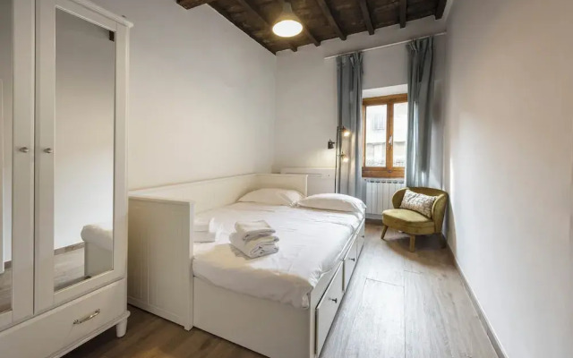 Laurel Apartment by Mmega