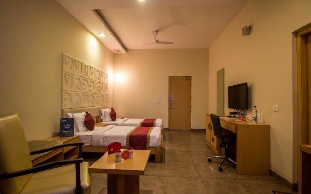 OYO 1128 Apartment near RK Beach