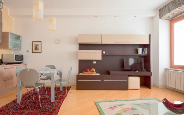 Triestevillas Via Diaz