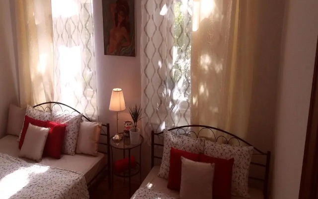 Spacious 3BDR Wenceslas Square