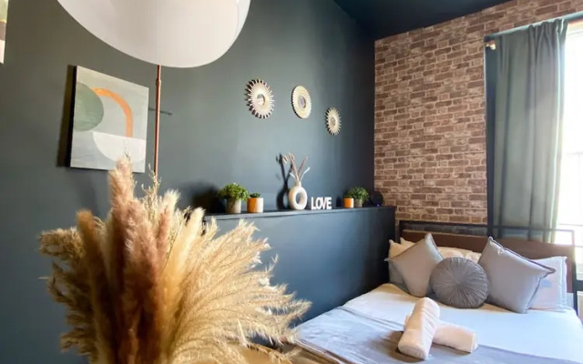 Modern studios Close to Hyde Park