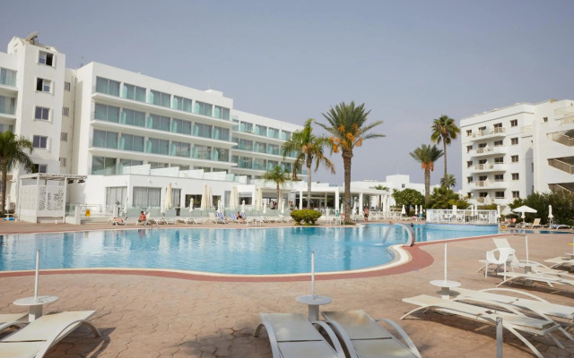 Tsokkos Protaras Hotel